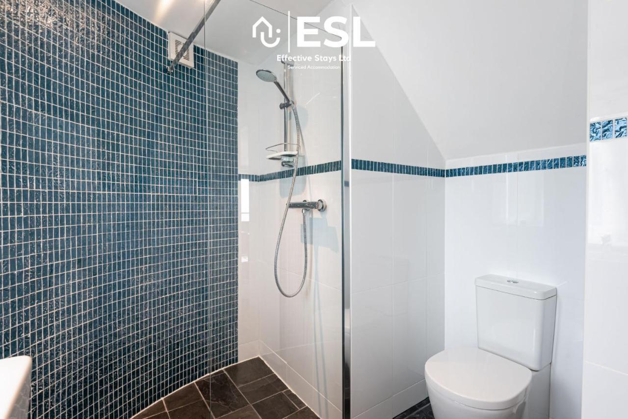 Beautiful En Suite 5 Bedroom Home With Sea Views Нюкий Екстериор снимка