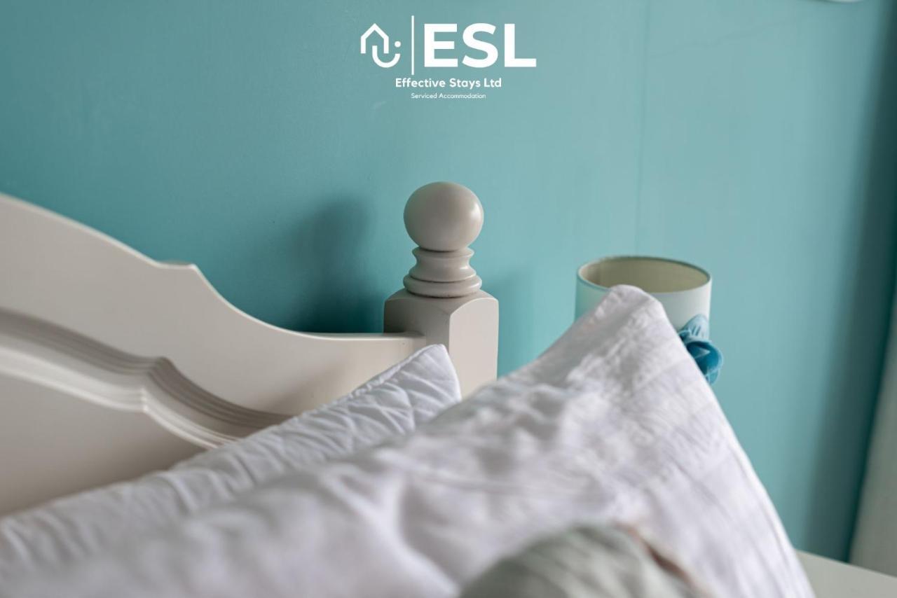 Beautiful En Suite 5 Bedroom Home With Sea Views Нюкий Екстериор снимка